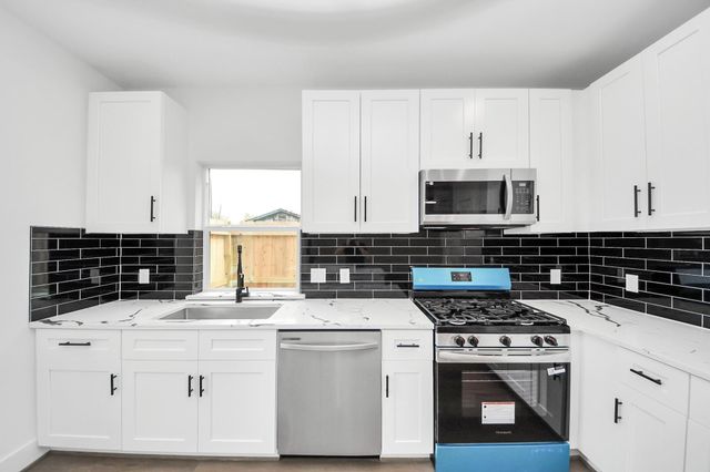 8012 Miley Street, Houston, TX 77028