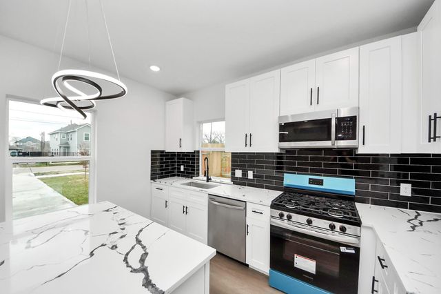 8012 Miley Street, Houston, TX 77028