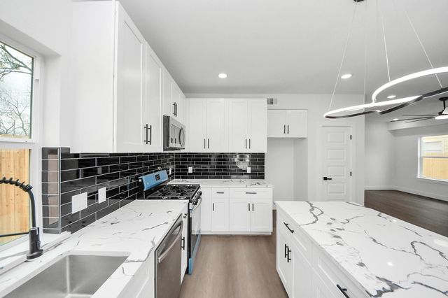 8012 Miley Street, Houston, TX 77028