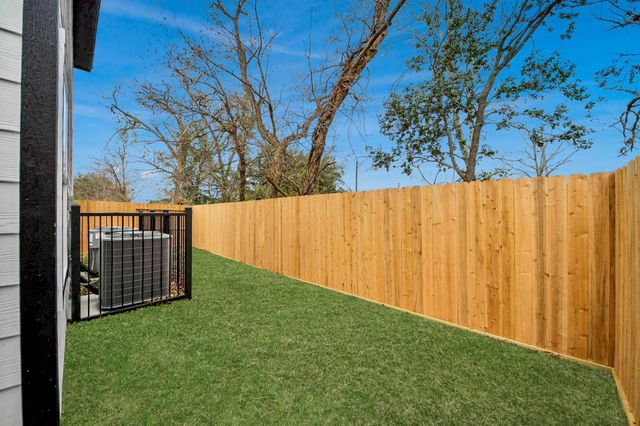 8012 Miley Street, Houston, TX 77028