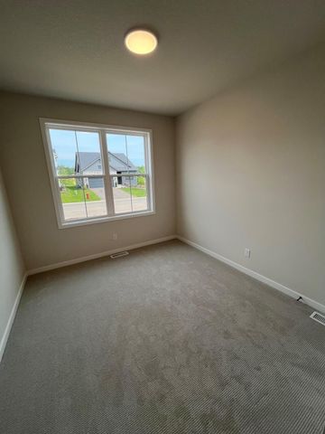 11518 202nd Street W, Lakeville, MN 55044