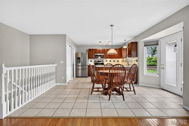 15 Covered Wagon Trail Court, St Peters, MO 63376