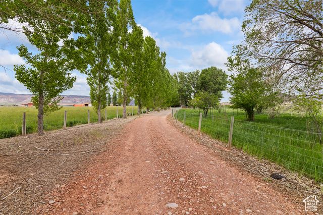 154 E 950 N, Glenwood, UT 84730