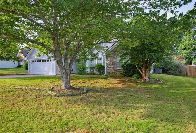 1029 Harbins Pass Drive, Dacula, GA 30019