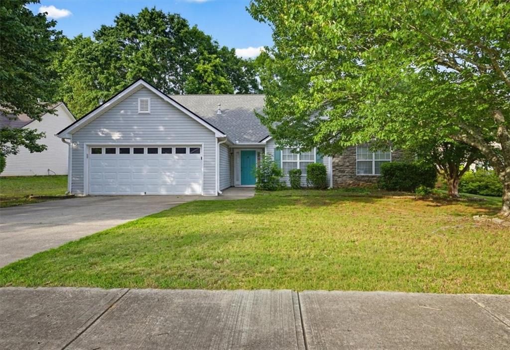 1029 Harbins Pass Drive, Dacula, GA 30019
