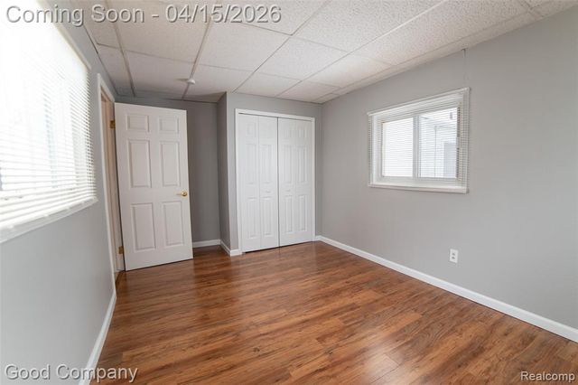 544 E Dallas Avenue, Madison Heights, MI 48071