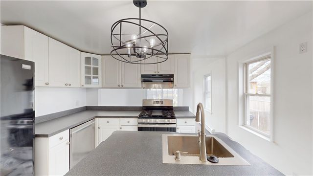 204 Vine Street, Pawtucket, RI 02861