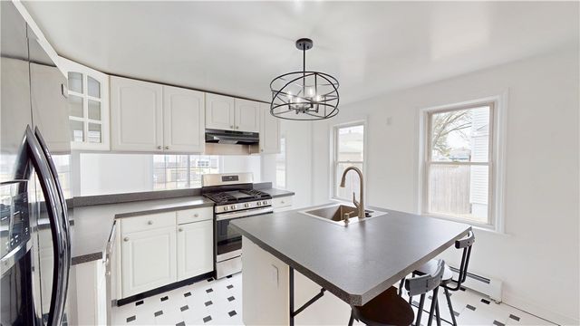 204 Vine Street, Pawtucket, RI 02861