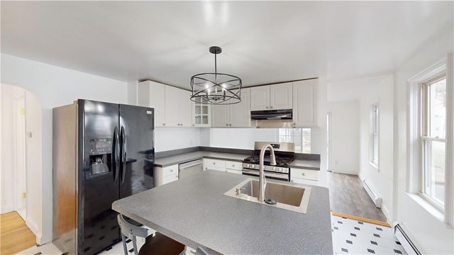 204 Vine Street, Pawtucket, RI 02861