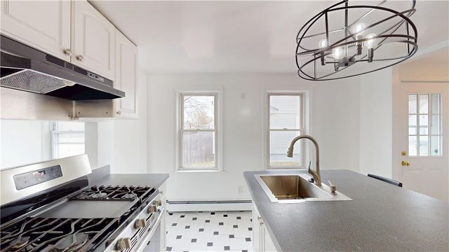 204 Vine Street, Pawtucket, RI 02861