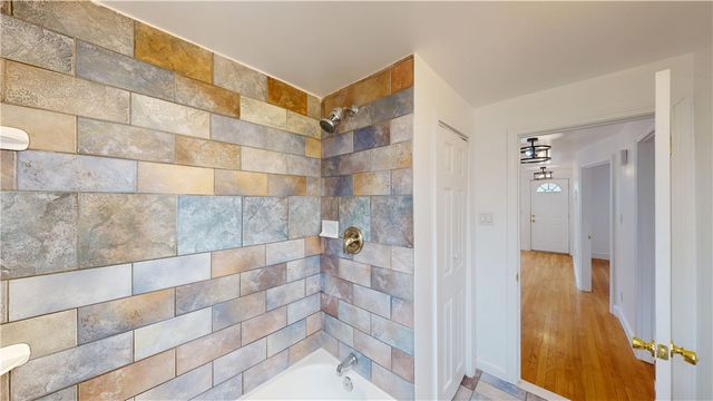 204 Vine Street, Pawtucket, RI 02861