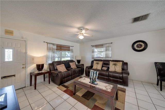 4401 NW 47th Street, Tamarac, FL 33319