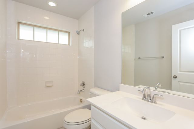 3121 Damsel Sauvage Lane, Lewisville, TX 75056