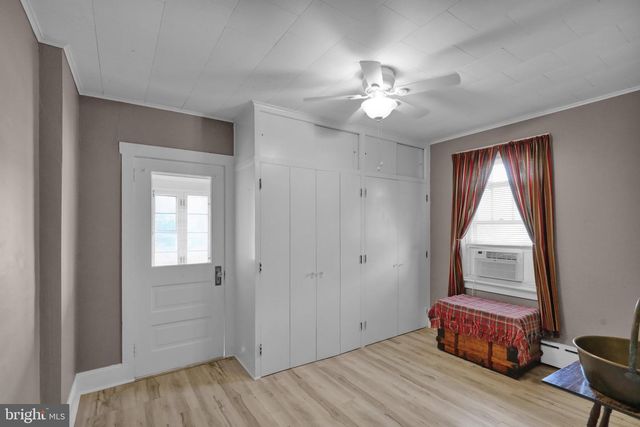 2122 HIGHLAND ST, West Lawn, PA 19609