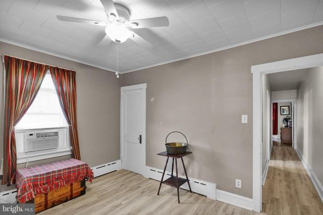2122 HIGHLAND ST, West Lawn, PA 19609