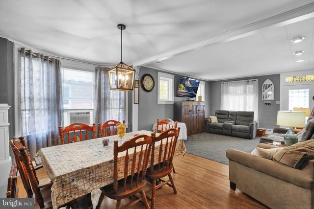 2122 HIGHLAND ST, West Lawn, PA 19609