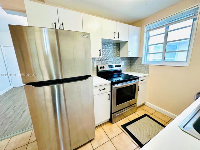 540 15th St 203, Miami Beach, FL 33139