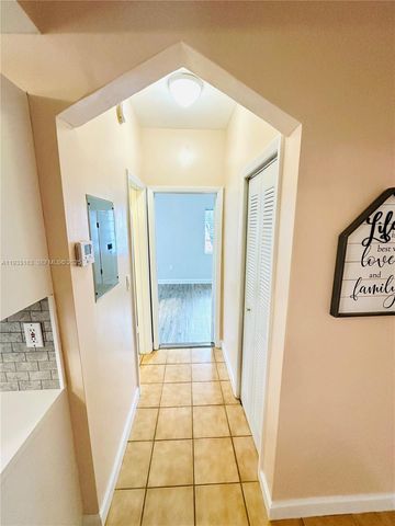 540 15th St 203, Miami Beach, FL 33139