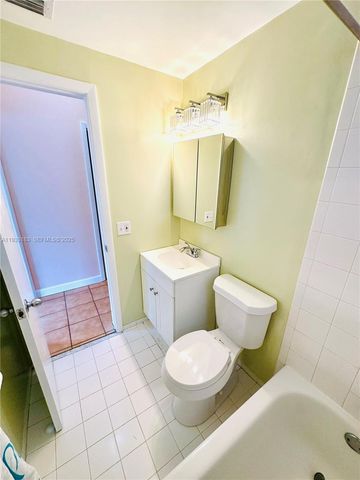 540 15th St 203, Miami Beach, FL 33139