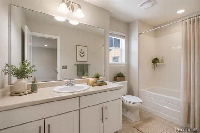 8076 E 53rd Drive, Denver, CO 80238