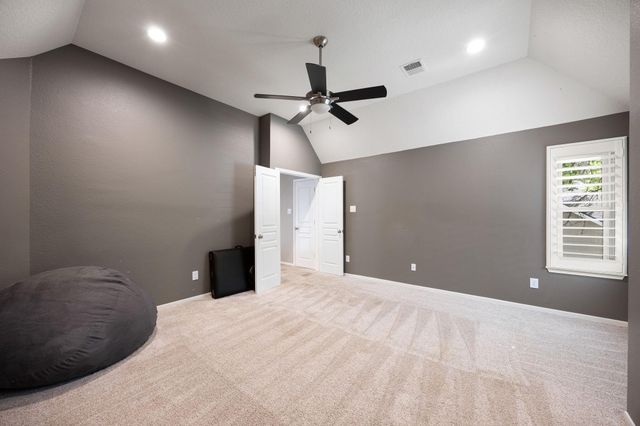 6 Windflower Place, The Woodlands, TX 77381