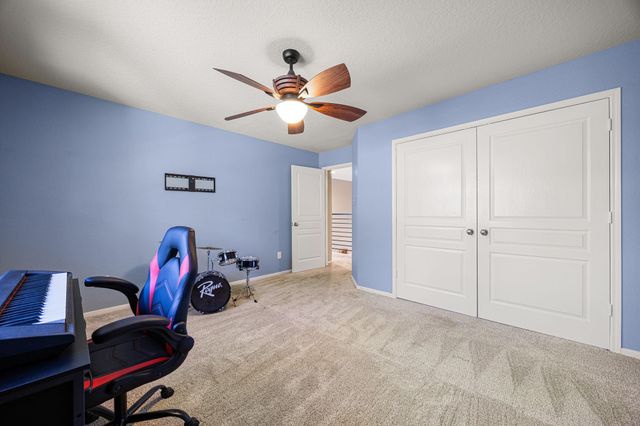 6 Windflower Place, The Woodlands, TX 77381
