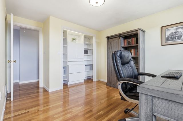 44 Raffaele Drive, Waltham, MA 02452