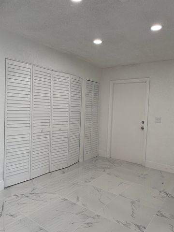 8131 SW 6th Street, North Lauderdale, FL 33068