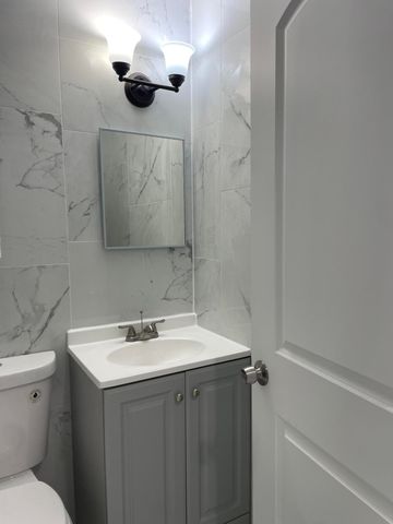 8131 SW 6th Street, North Lauderdale, FL 33068