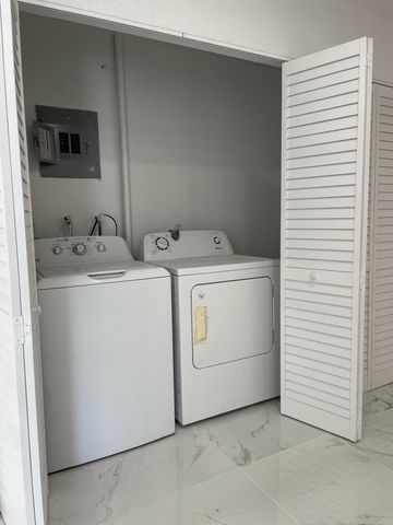 8131 SW 6th Street, North Lauderdale, FL 33068