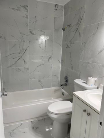 8131 SW 6th Street, North Lauderdale, FL 33068