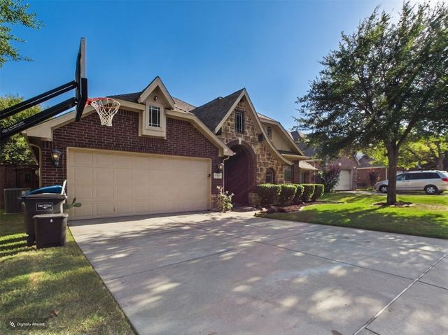 4104 Volk Court, Fort Worth, TX 76244