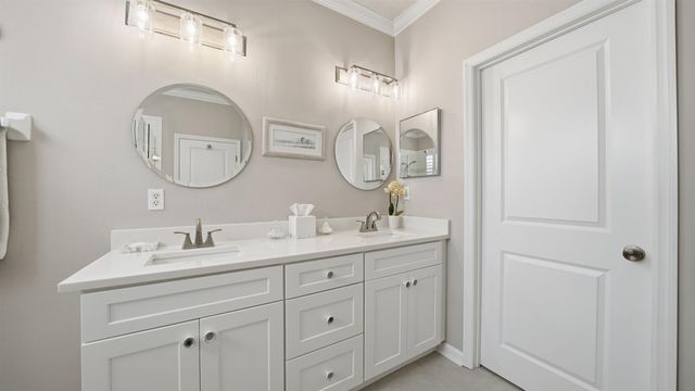 266 Roaring Brook Dr, St Augustine, FL 32084