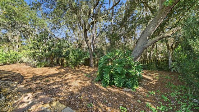 266 Roaring Brook Dr, St Augustine, FL 32084