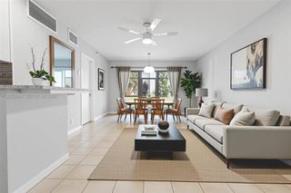 3040 NE 16th Avenue 104, Oakland Park, FL 33334