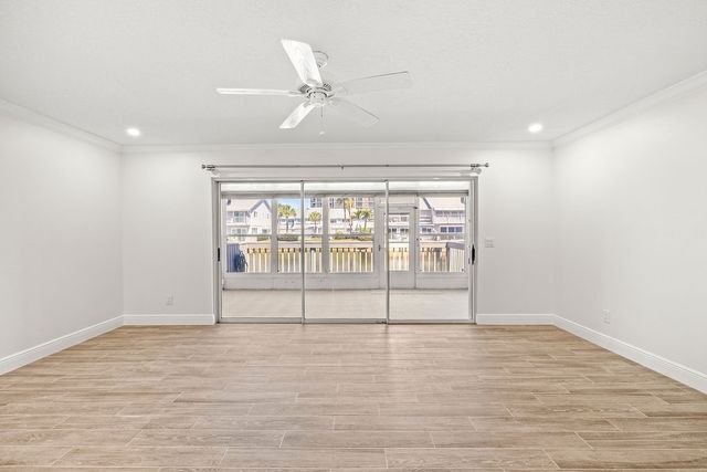 4949 N Highway A1A None 195, Fort Pierce, FL 34949