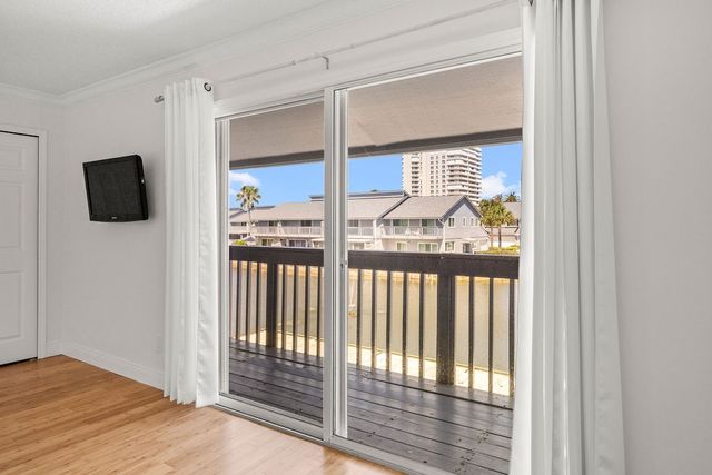 4949 N Highway A1A None 195, Fort Pierce, FL 34949