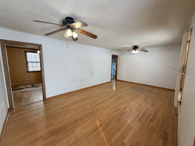 238 Pine Mountain Rd, Clarksville, TN 37042