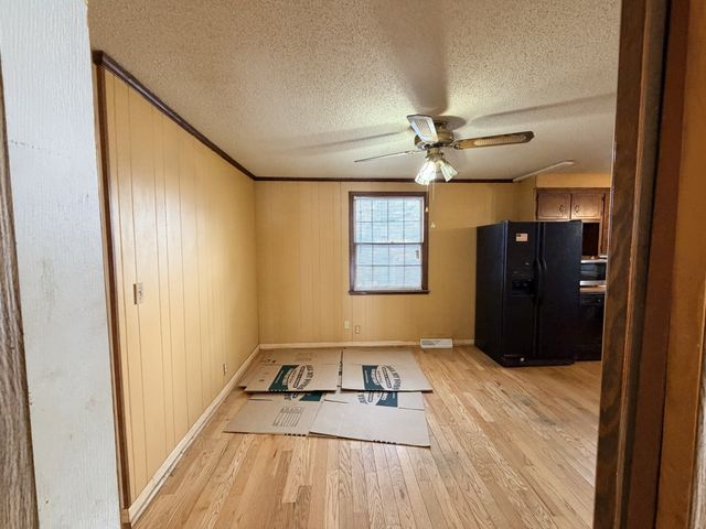 238 Pine Mountain Rd, Clarksville, TN 37042