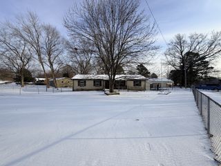 238 Pine Mountain Rd, Clarksville, TN 37042