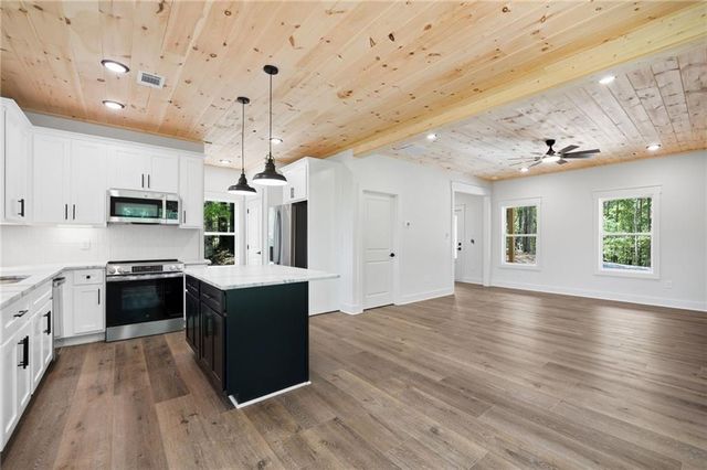 1600 Dover Drive, Ranger, GA 30734