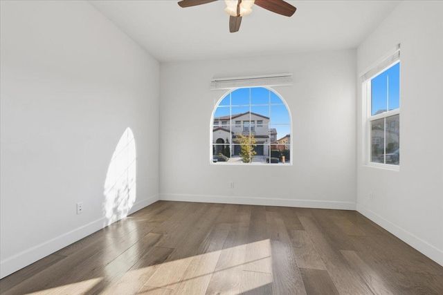 2481 2481 Azalea Ave, Tracy, CA 95376