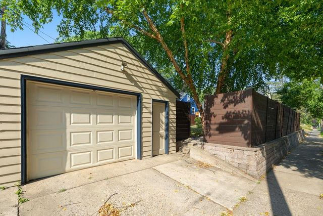 5860 Wentworth Avenue, Minneapolis, MN 55419