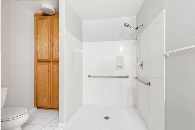 7118 S Lyne Bay Dr, Roseville, CA 95747