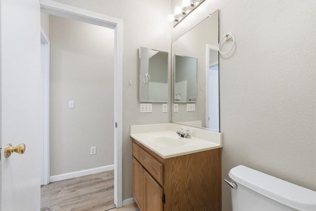 7118 S Lyne Bay Dr, Roseville, CA 95747