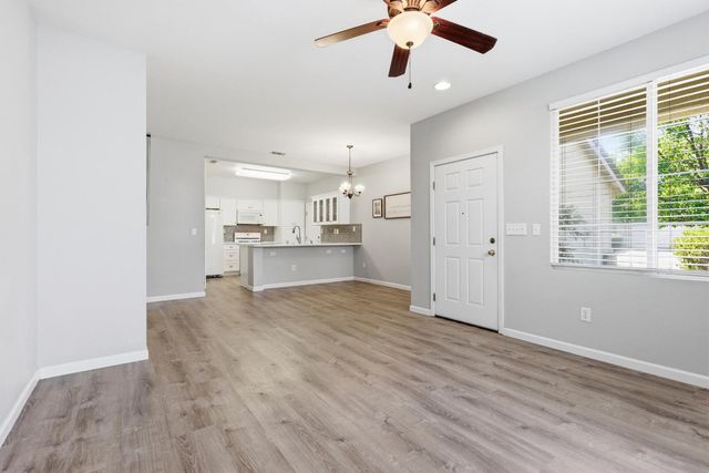 7118 S Lyne Bay Dr, Roseville, CA 95747