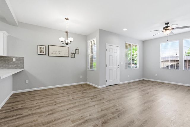 7118 S Lyne Bay Dr, Roseville, CA 95747