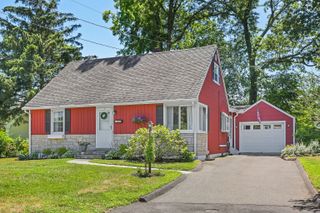 14 Daphne Drive, Norwalk, CT 06851