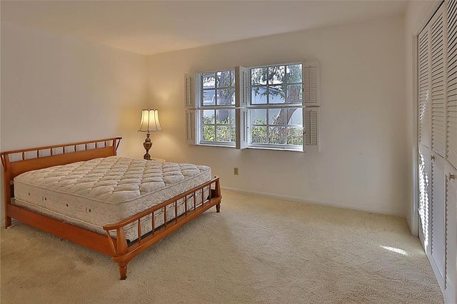 10502 LAKE CARROLL WAY, Tampa, FL 33618