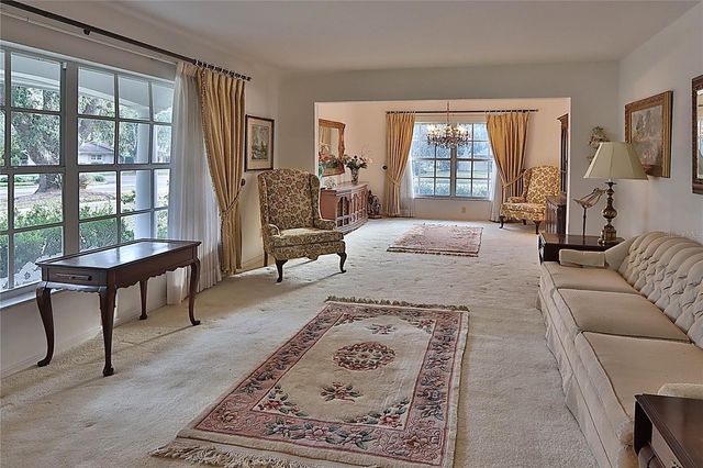 10502 LAKE CARROLL WAY, Tampa, FL 33618